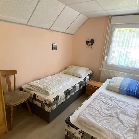 Ferienbungalow Lais - Seite 1 *